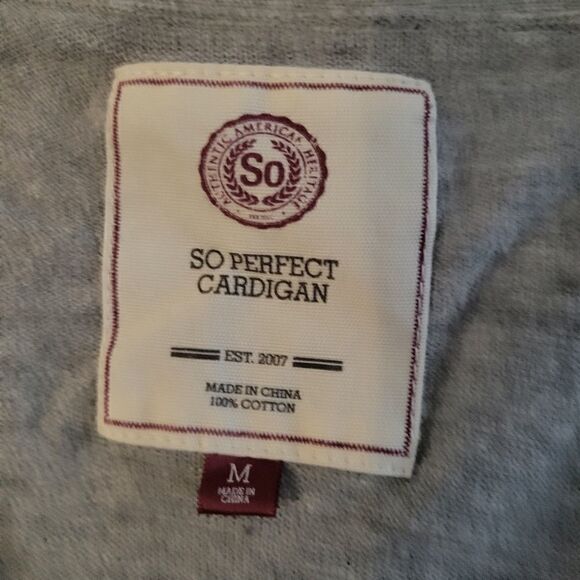 SO Perfect Cardigan deepV sweater Women's medium pre-owned. - Picture 3 of 5